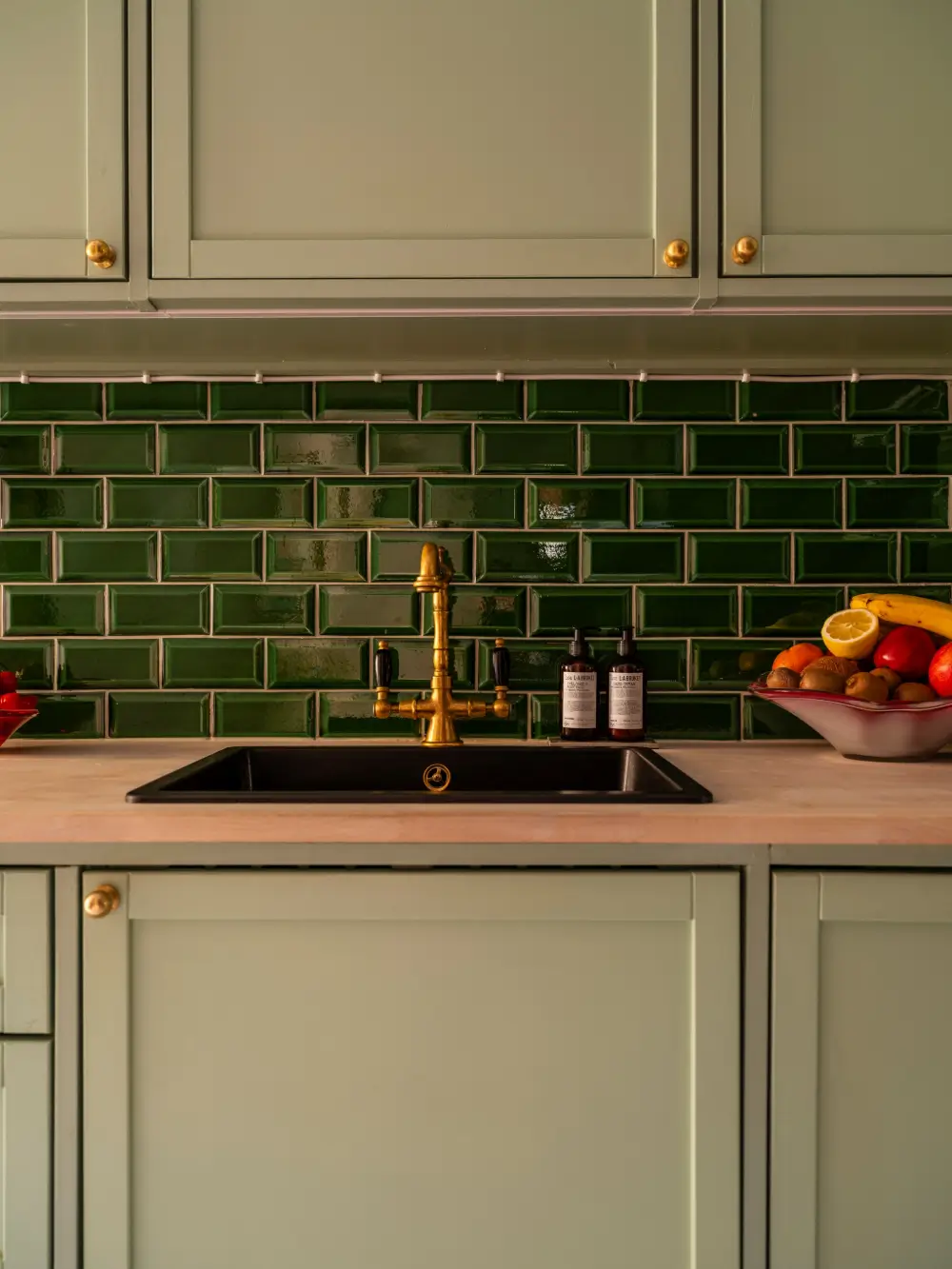 A Stockholm Apartment Color-Drenched in Green, Pink, and Blue Tones 10 cozy-colorful-turn-of-the-century-apartment-stockholm-nordroom