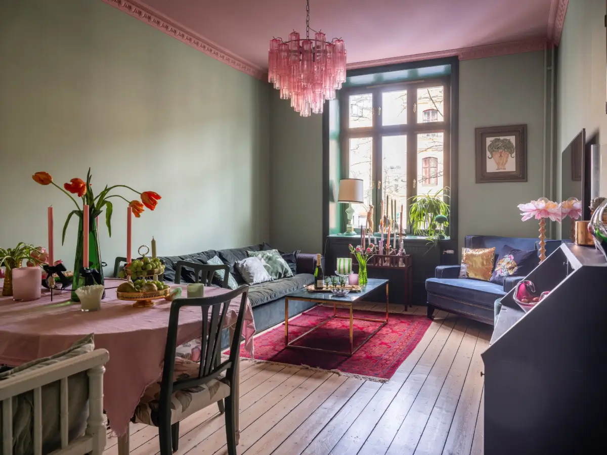 A Stockholm Apartment Color-Drenched in Green, Pink, and Blue Tones 19 cozy-colorful-turn-of-the-century-apartment-stockholm-nordroom