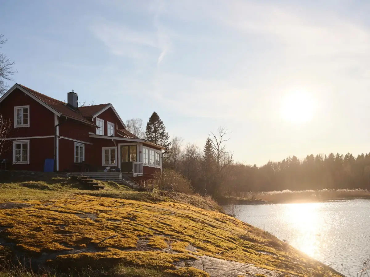A Cozy Wooden Guest House with a Brick Floor at a Swedish Country Estate 36 cozy-guesthouse-stone-floor-wallpaper-swedish-island-home-nordroom