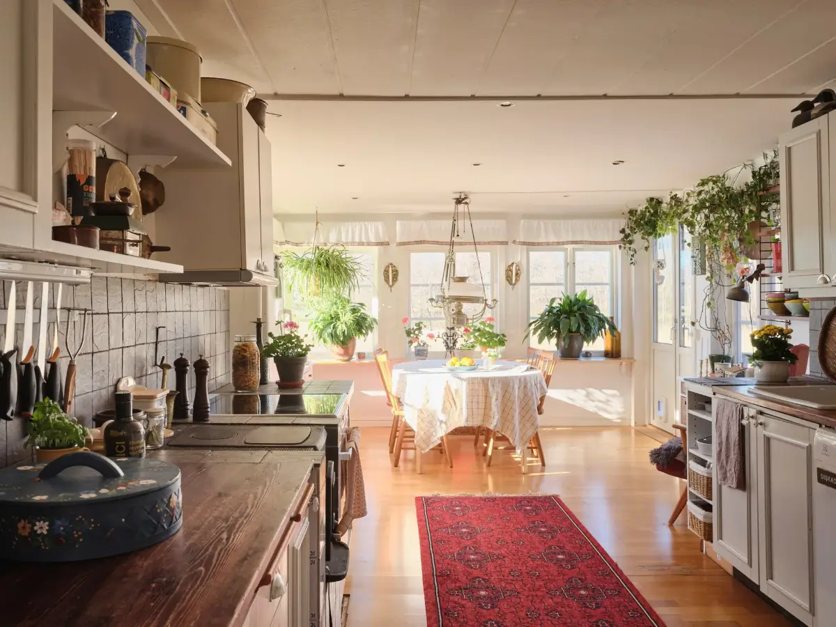 A Cozy Wooden Guest House with a Brick Floor at a Swedish Country Estate 41 cozy-guesthouse-stone-floor-wallpaper-swedish-island-home-nordroom