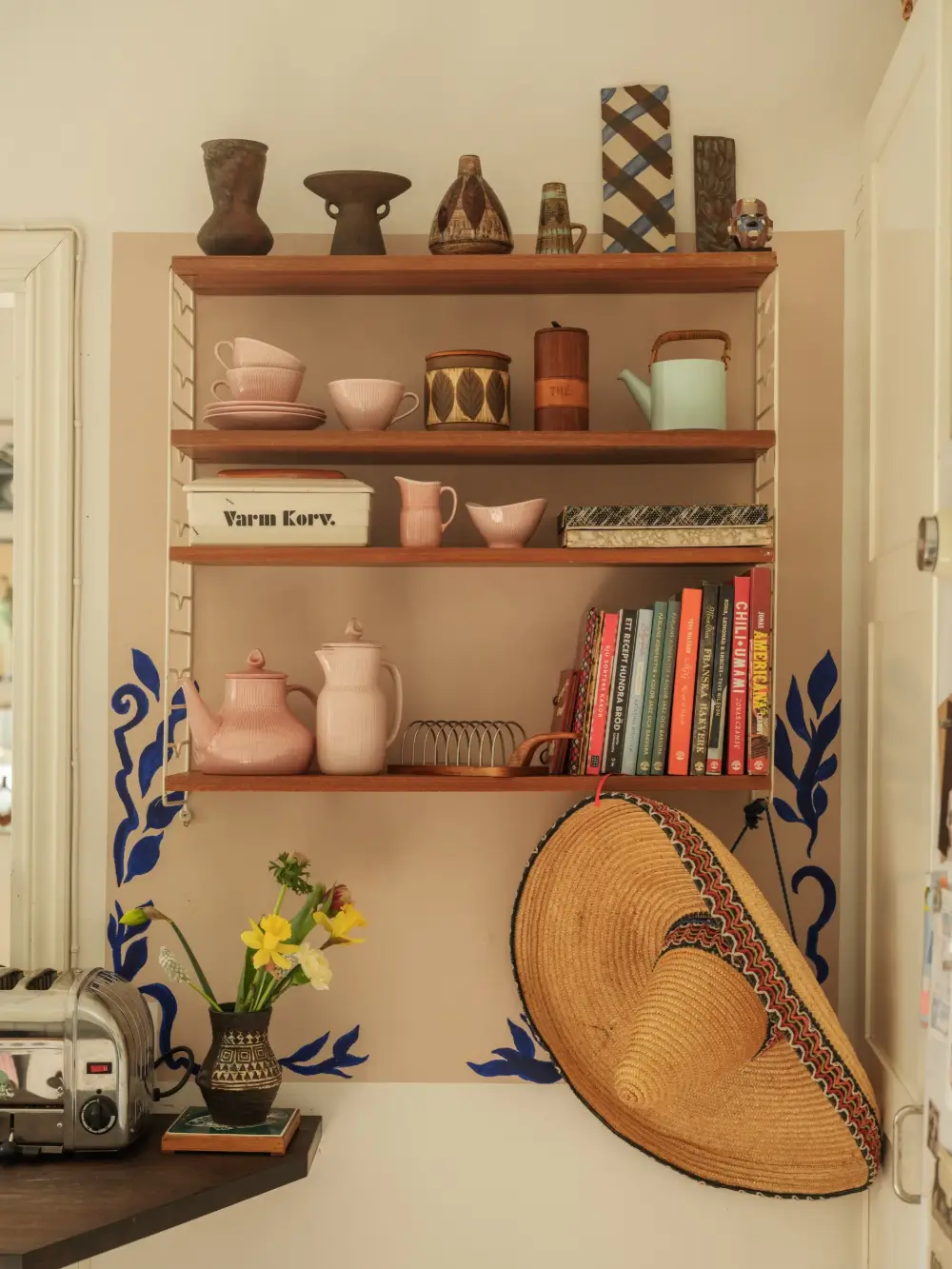 An Eclectic Family Apartment with a Private Patio Terrace 18 cozy-personal-1920s-family-apartment-stockholm-nordroom