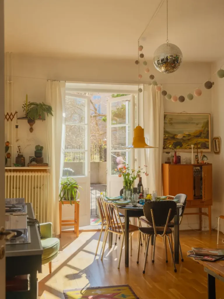 cozy-personal-1920s-family-apartment-stockholm-nordroom