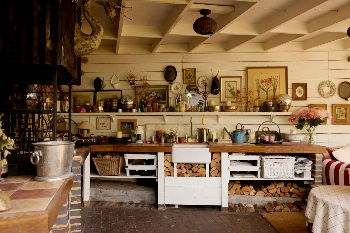 Floral Textiles, Period Details, and a Garden Oasis in a London Family Home 36 edwardian-london-townhouse-garden-oasis-buchanan-studio