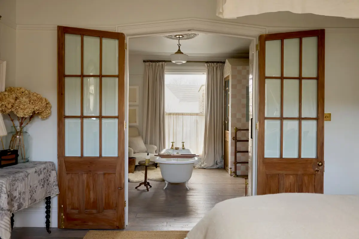 Floral Textiles, Period Details, and a Garden Oasis in a London Family Home 18 edwardian-london-townhouse-garden-oasis-buchanan-studio