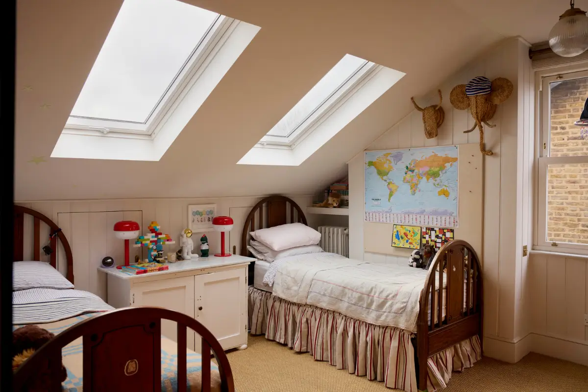 Floral Textiles, Period Details, and a Garden Oasis in a London Family Home 25 edwardian-london-townhouse-garden-oasis-buchanan-studio