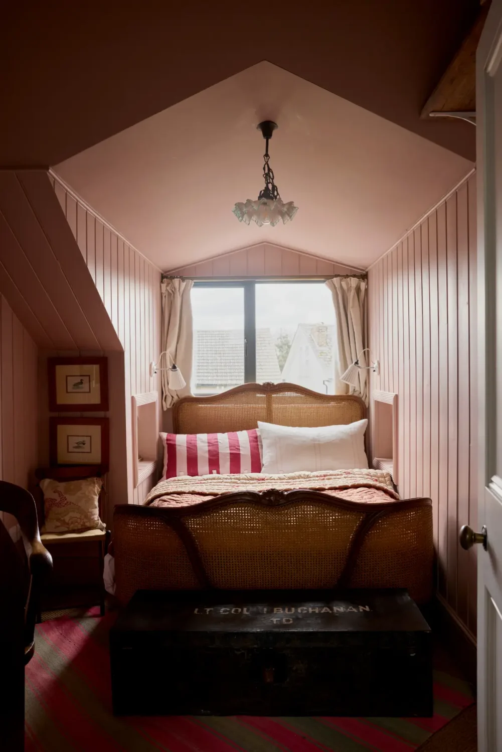 Floral Textiles, Period Details, and a Garden Oasis in a London Family Home 24 edwardian-london-townhouse-garden-oasis-buchanan-studio