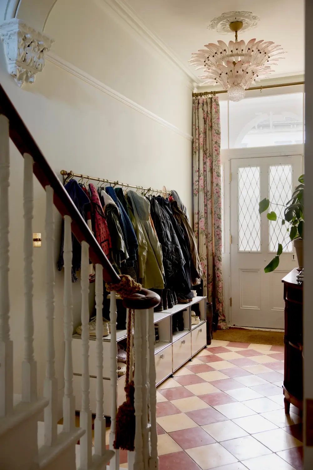 Floral Textiles, Period Details, and a Garden Oasis in a London Family Home 14 edwardian-london-townhouse-garden-oasis-buchanan-studio