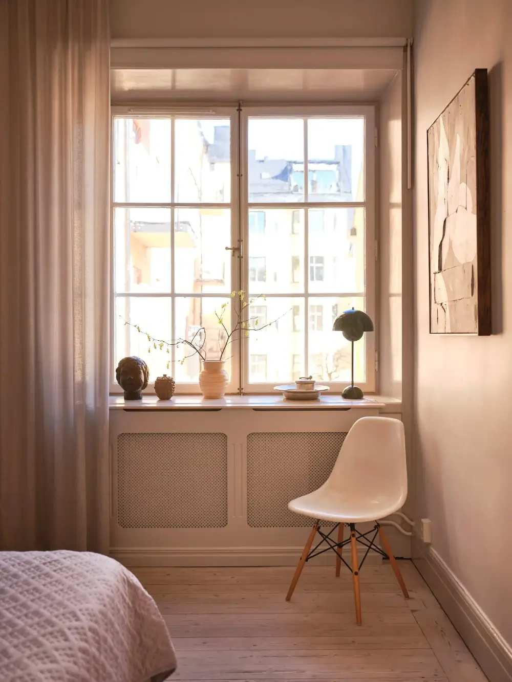 A Light Color Palette and Large Windows for a Bright Early 20th-Century Apartment 17 elegant-family-apartment-stockholm-nordroom
