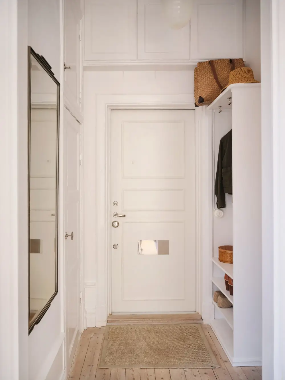 A Light Color Palette and Large Windows for a Bright Early 20th-Century Apartment 29 elegant-family-apartment-stockholm-nordroom