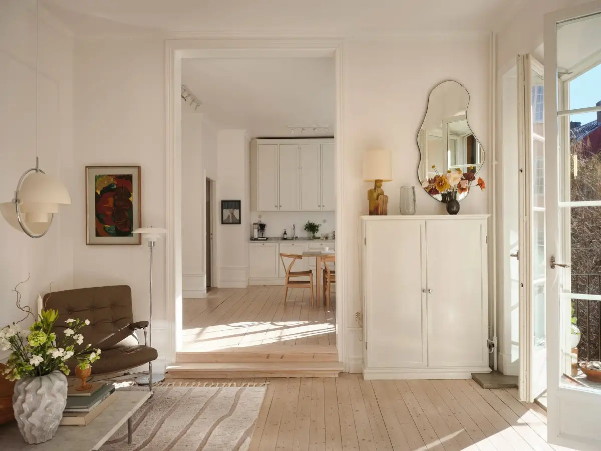 A Light Color Palette and Large Windows for a Bright Early 20th-Century Apartment 9 elegant-family-apartment-stockholm-nordroom