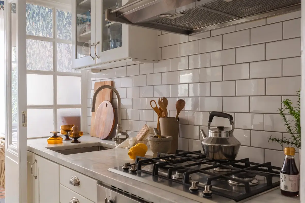 Floral Wallpaper in a Ground Floor 1930s Apartment in Stockholm 20 floral-wallpaper-ground-floor-stockholm-apartment-nordroom