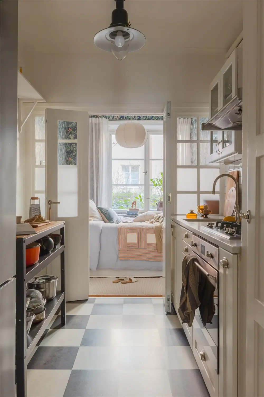 Floral Wallpaper in a Ground Floor 1930s Apartment in Stockholm 23 floral-wallpaper-ground-floor-stockholm-apartment-nordroom