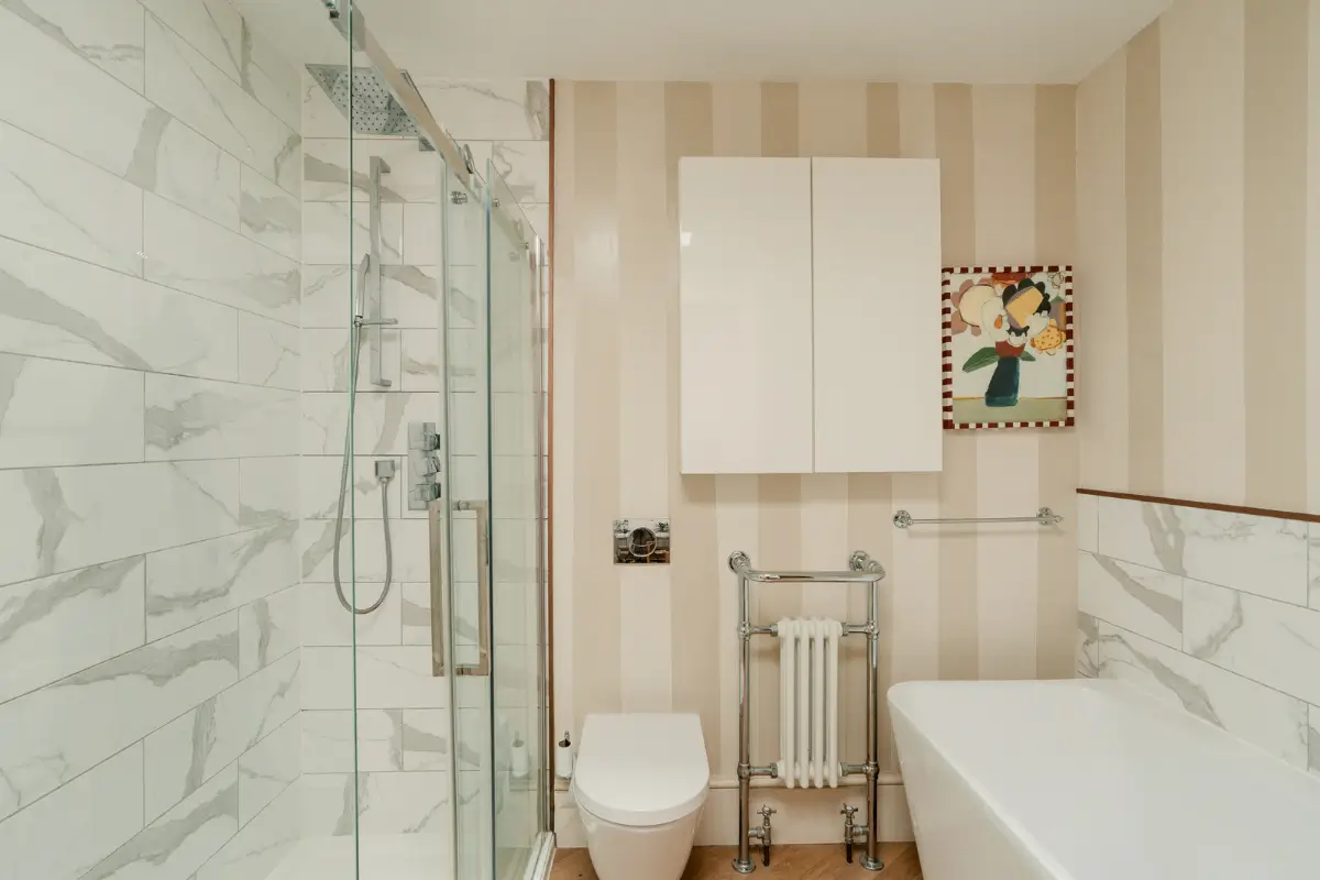 A Spacious 1830s Family Home With Sea Views in Somerset 26 georgian-seaside-home-portishead-somerset