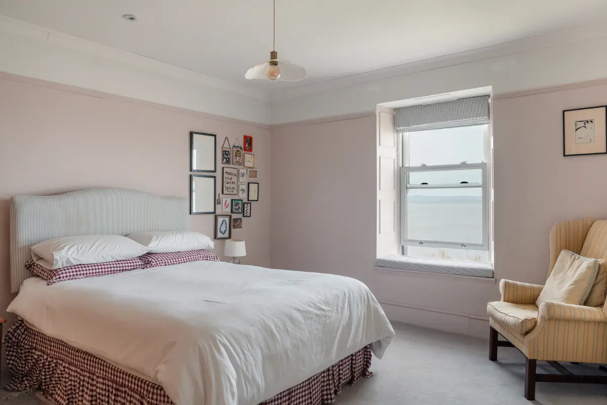 A Spacious 1830s Family Home With Sea Views in Somerset 24 georgian-seaside-home-portishead-somerset