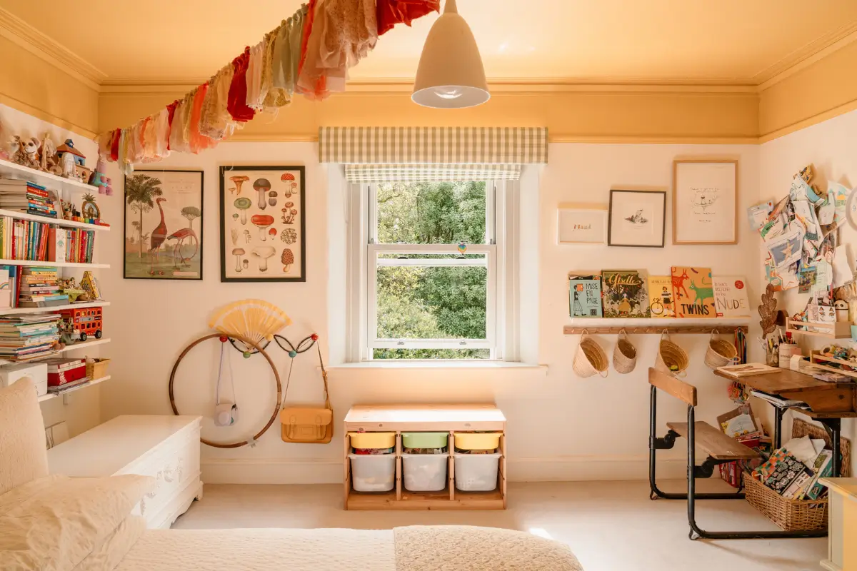 A Spacious 1830s Family Home With Sea Views in Somerset 19 georgian-seaside-home-portishead-somerset