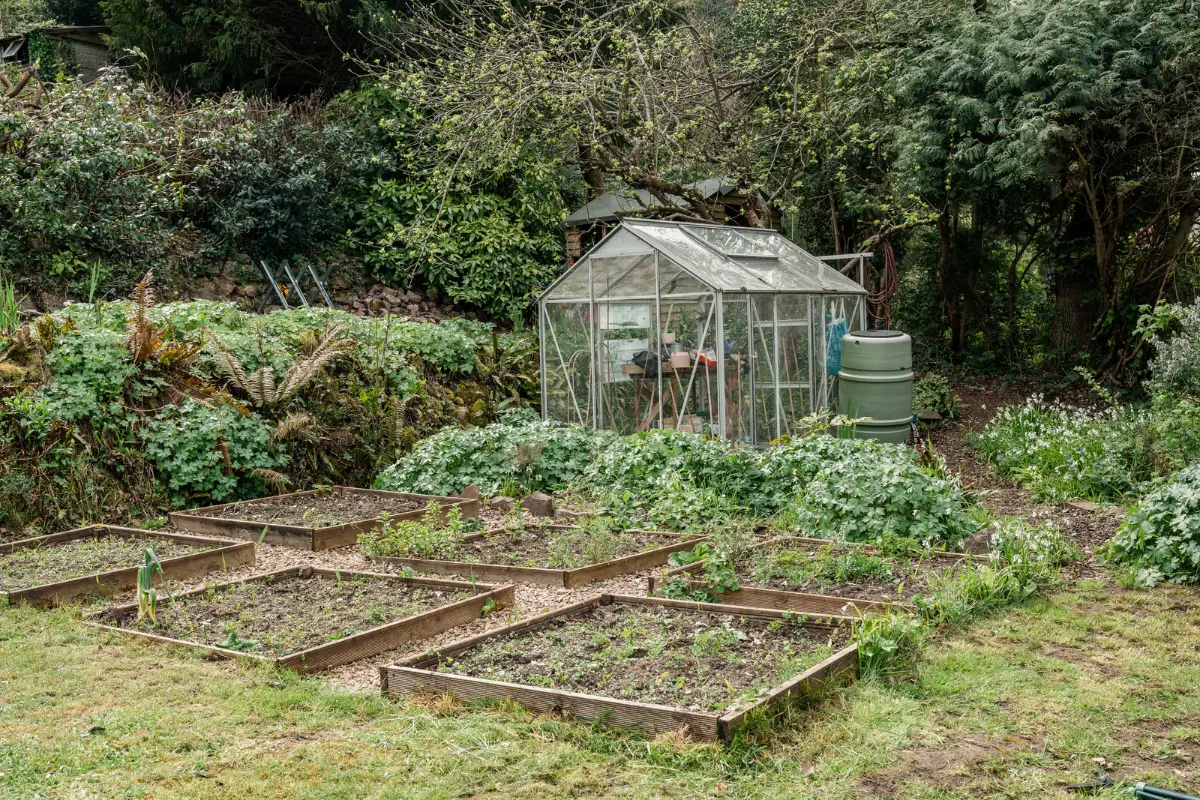 A Spacious 1830s Family Home With Sea Views in Somerset 32 georgian-seaside-home-portishead-somerset