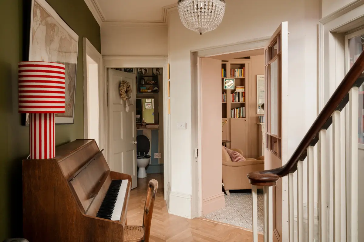 A Spacious 1830s Family Home With Sea Views in Somerset 9 georgian-seaside-home-portishead-somerset