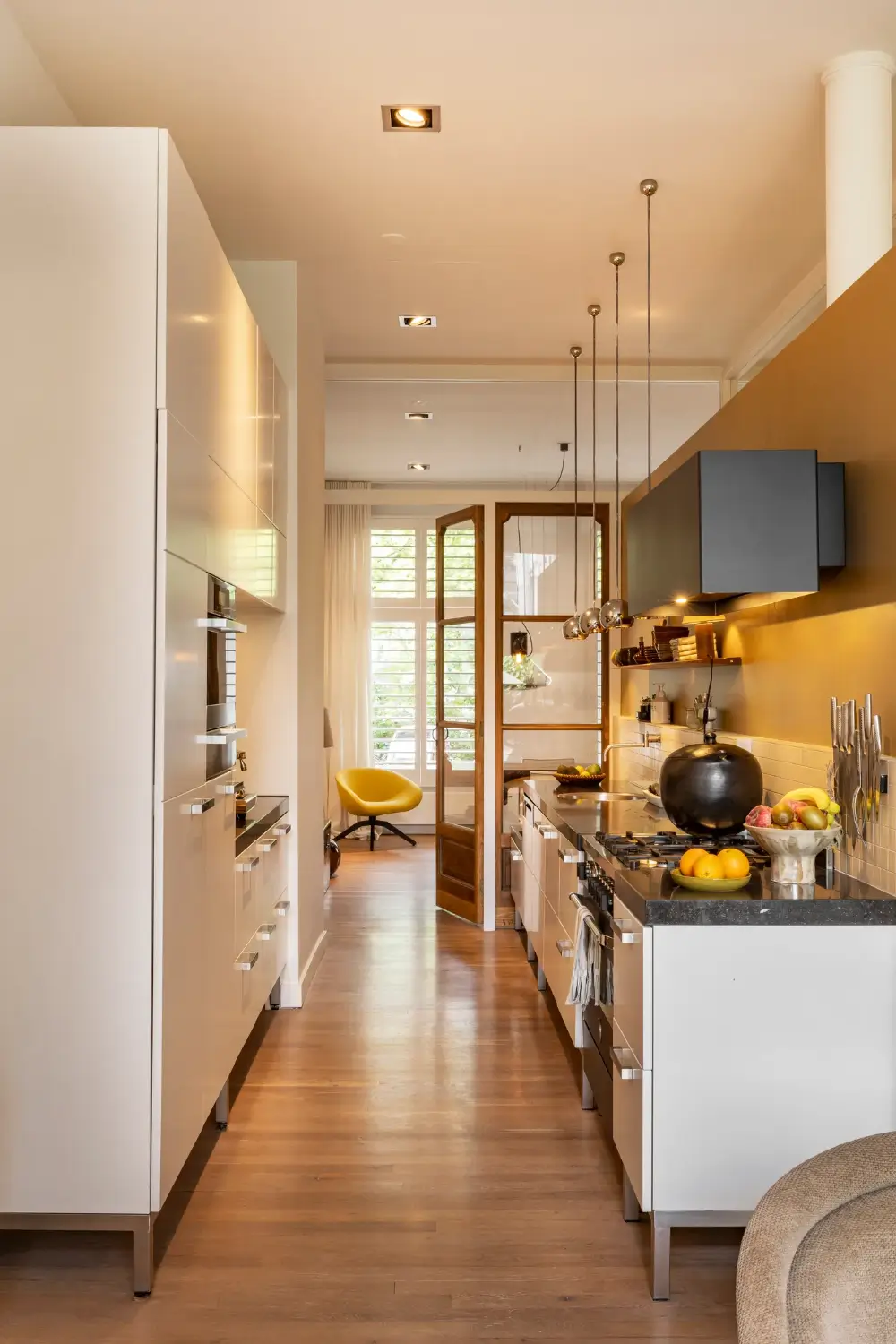 grand-amsterdam-duplex-apartment-small-garden