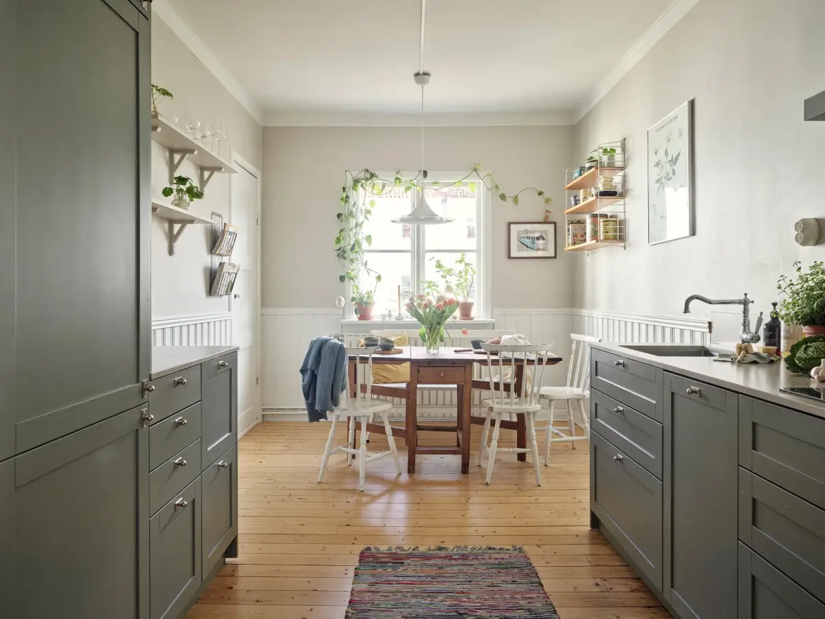 A Charming 1920s Apartment in Gothenburg 8 historic-character-light-scandinavian-apartment-nordroom