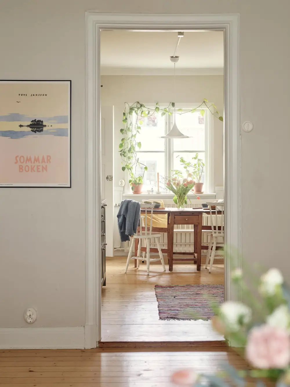 A Charming 1920s Apartment in Gothenburg 7 historic-character-light-scandinavian-apartment-nordroom