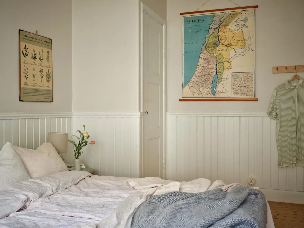 A Charming 1920s Apartment in Gothenburg 25 historic-character-light-scandinavian-apartment-nordroom