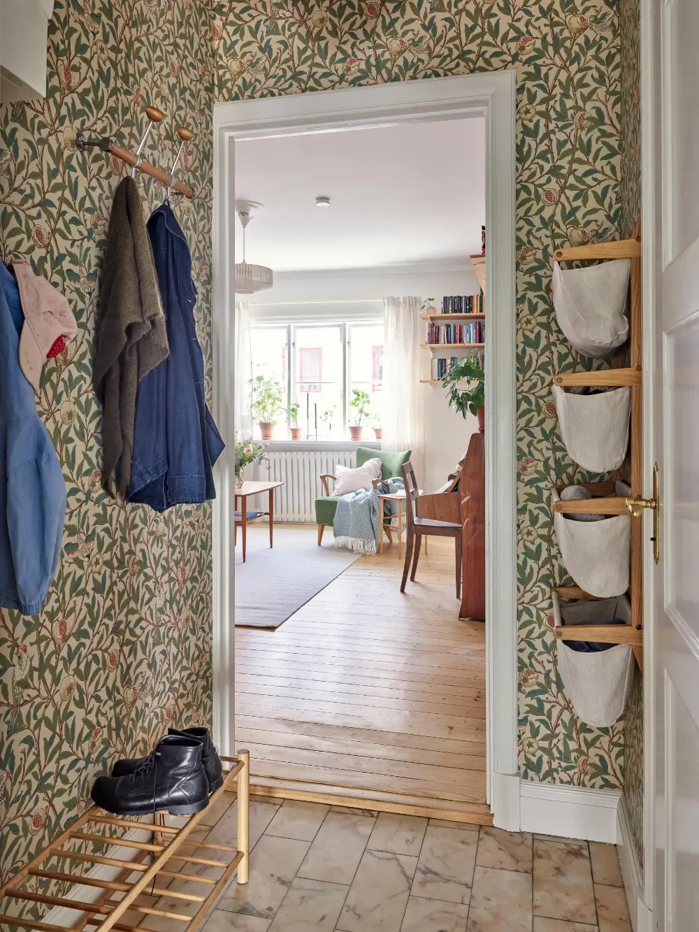 A Charming 1920s Apartment in Gothenburg 32 historic-character-light-scandinavian-apartment-nordroom