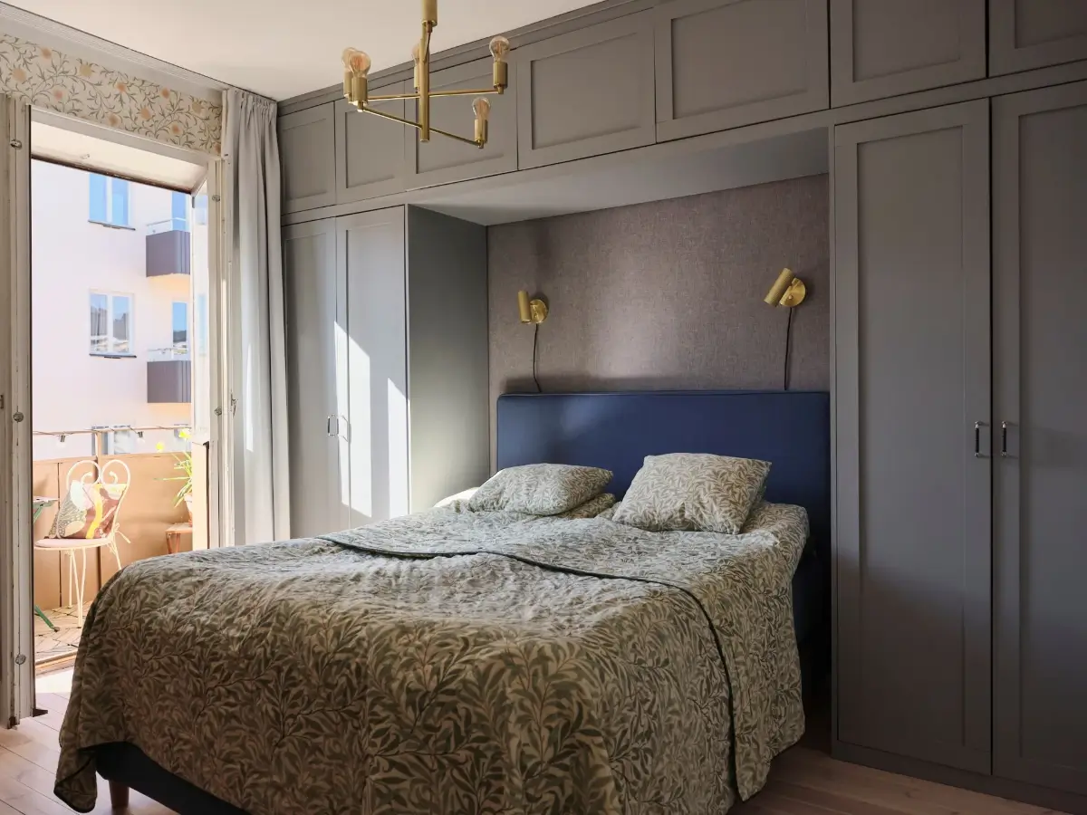 A Harmonious Color and Material Palette in a 1930s Apartment 14 light-filled-renovated-1930s-corner-apartment-stockholm-nordroom