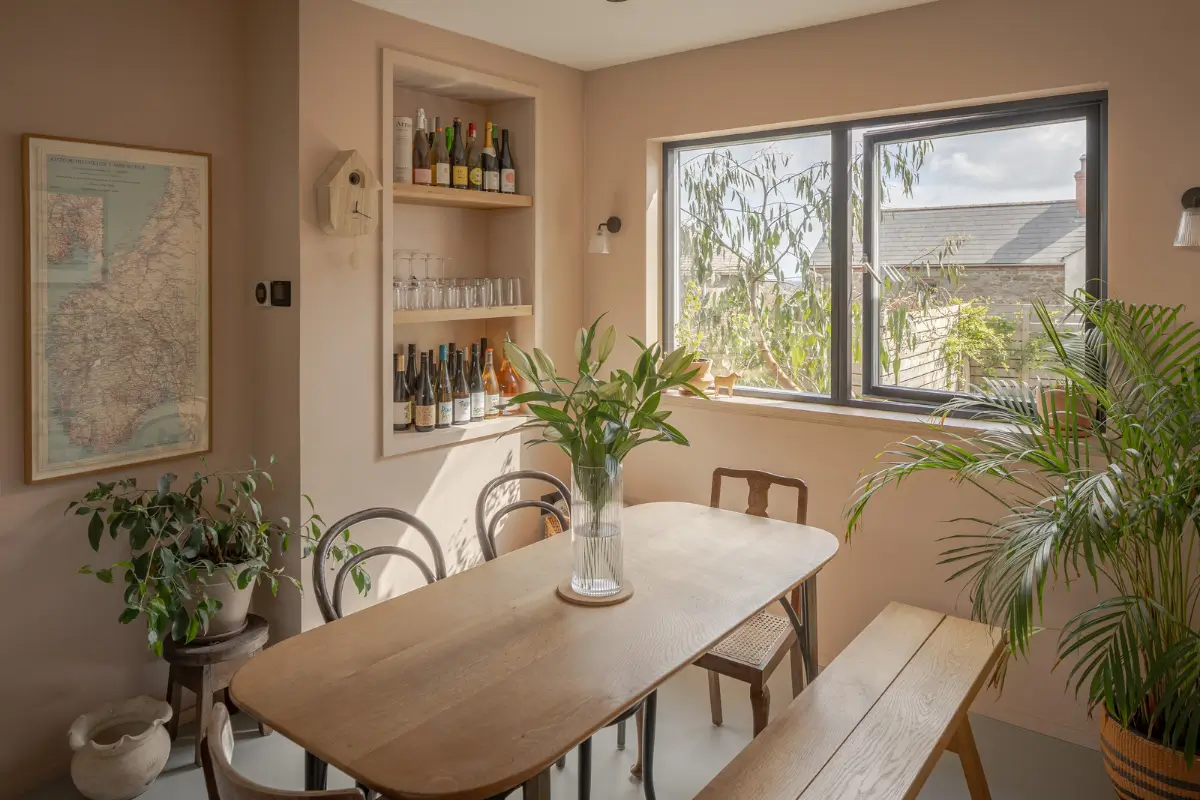 A Modern Cottage with Pink Plaster Walls and a Central Courtyard Garden 6 modern-three-bedroom-cottage-cornwall-nordroom