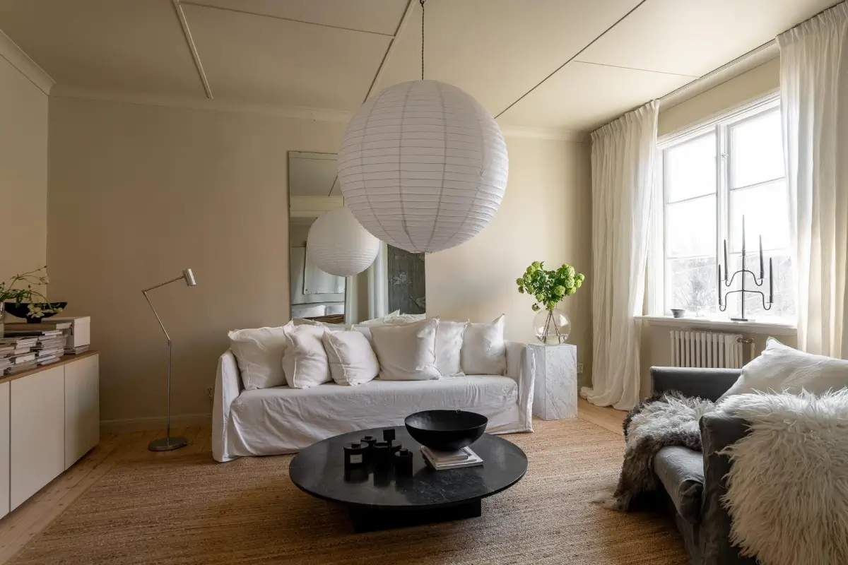 A Serene Palette and a Lovely Custom-Built Kitchen in a Gothenburg Apartment 9 natural-materials-serene-colors-gothenburg-apartment-nordroom