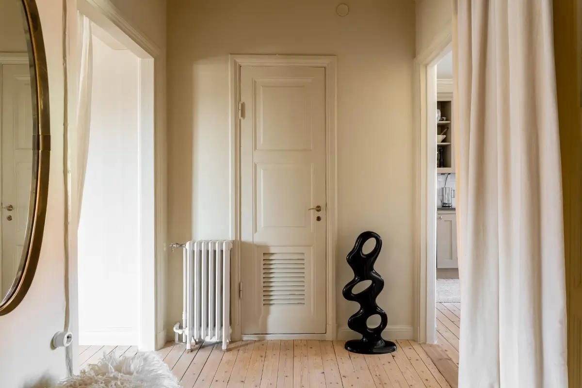 A Serene Palette and a Lovely Custom-Built Kitchen in a Gothenburg Apartment 32 natural-materials-serene-colors-gothenburg-apartment-nordroom
