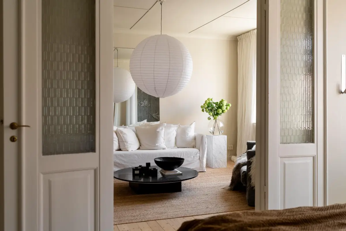 A Serene Palette and a Lovely Custom-Built Kitchen in a Gothenburg Apartment 17 natural-materials-serene-colors-gothenburg-apartment-nordroom