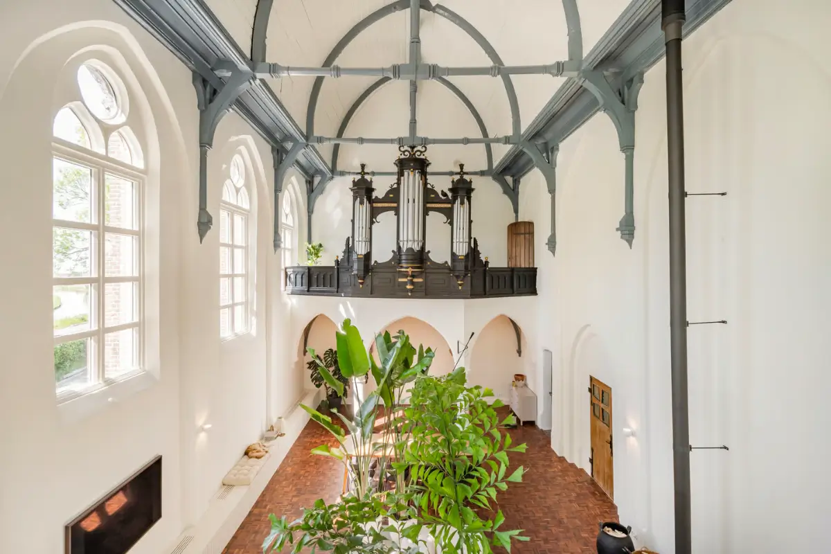 A 19th-Century Neo-Gothic Church is Transformed into a Modern Home 3 neo-gothic-19th-century-church-conversion-netherlands-nordroom
