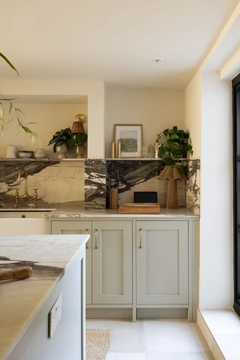 Plaster Walls and Natural Light in a Renovated Victorian Home 16 plaster-walls-renovated-victorian-house-beckenham-london-nordroom
