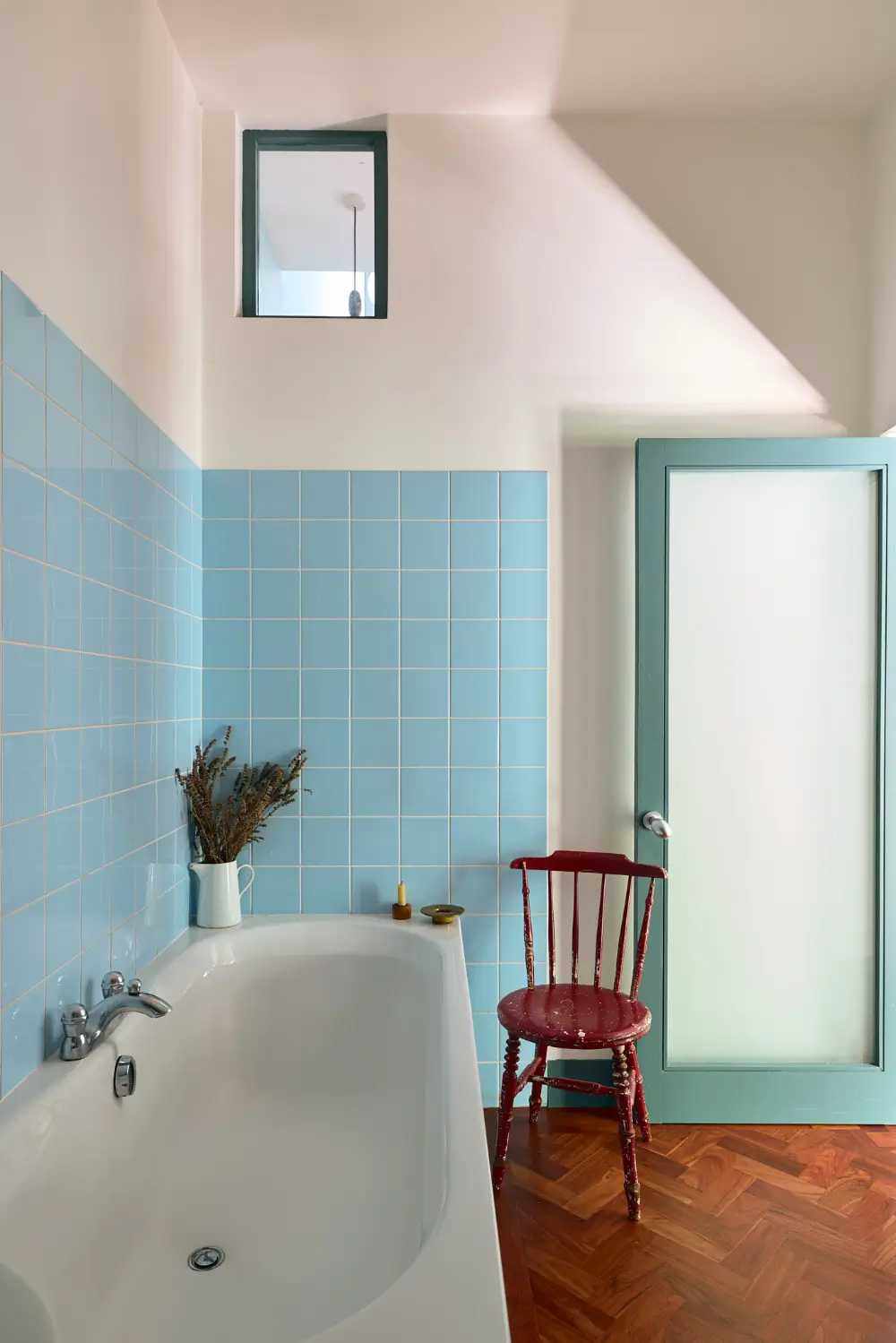 An Abundance of Color in a Unique and Playful London House 17 playful-colorful-architect-designed-blue-house-london