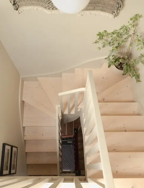 Exposed Beams and Brickwork in an Extended London Period House 26 renovated-extended-victorian-house-london