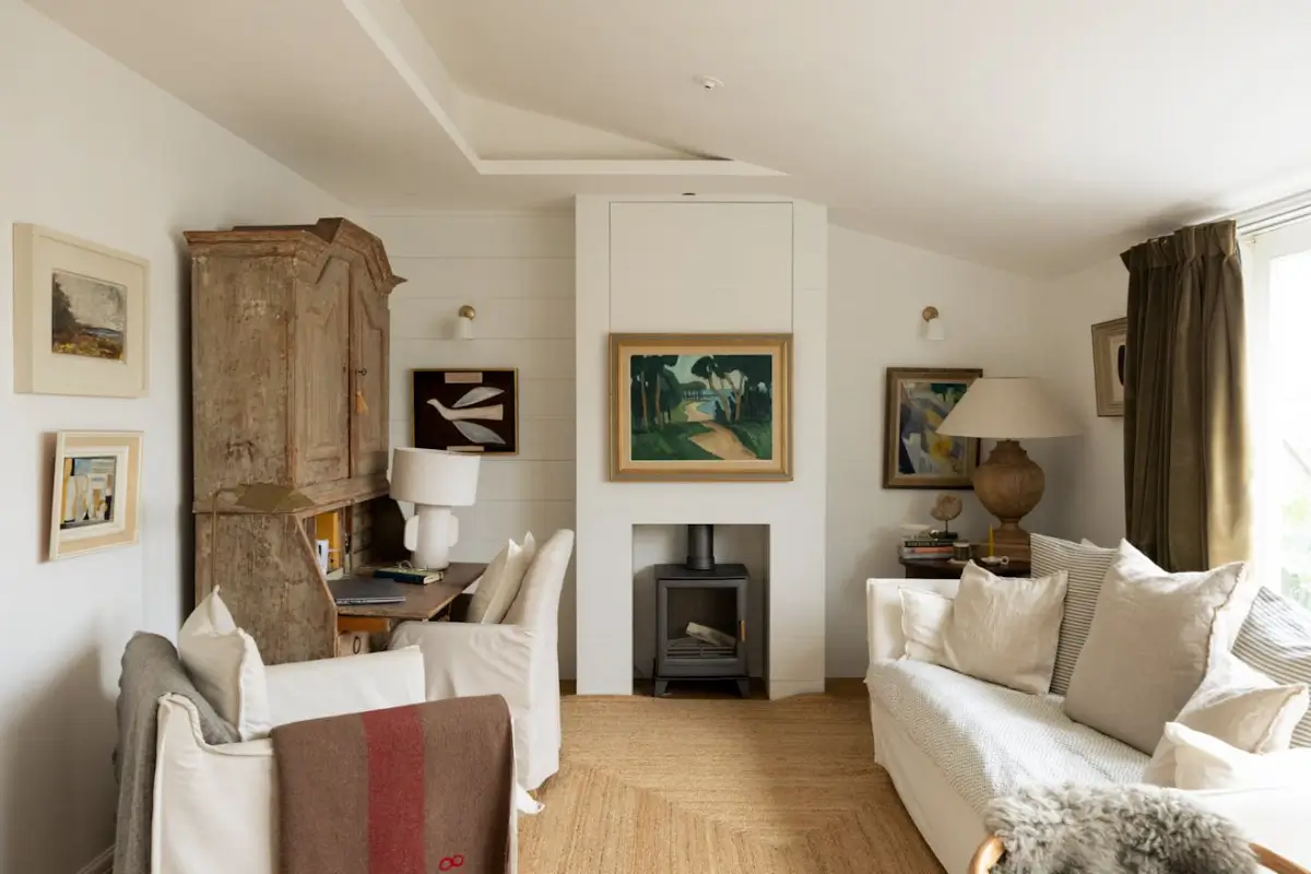 A Serene London Attic Apartment with a Roof Terrace 1 serene-attic-london-apartment-terrace-nordroom