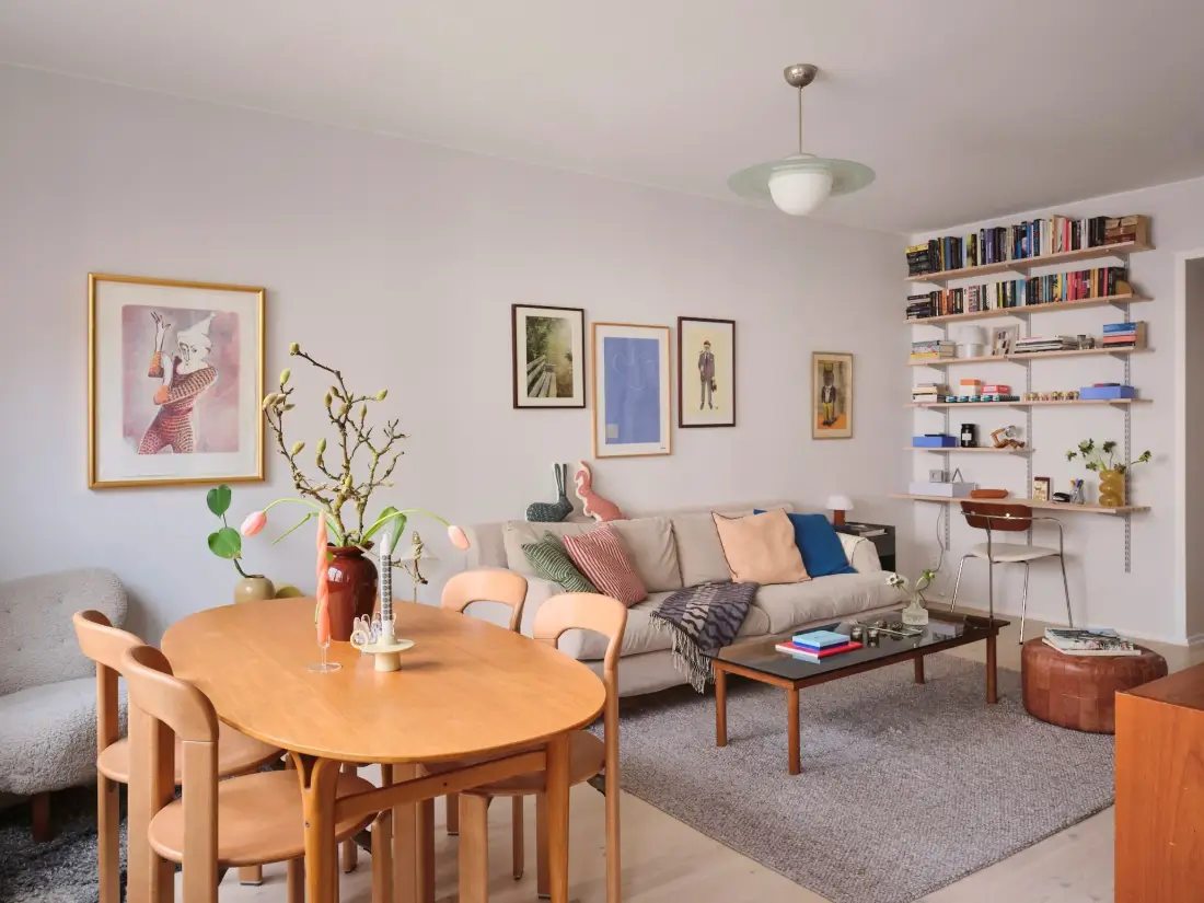 A Light 1940s Apartment with a Blue and Pink Kitchen 1 stockholm-apartment-pink-blue-kitchen-nordroom