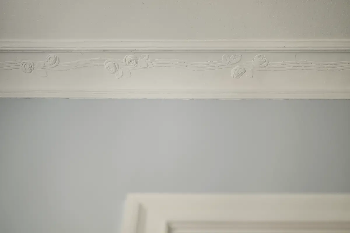 Soft Blue walls and a Spacious Kitchen in a Swedish Studio Apartment 7 turn-of-the-century-studio-apartment-spacious-kitchen-nordroom