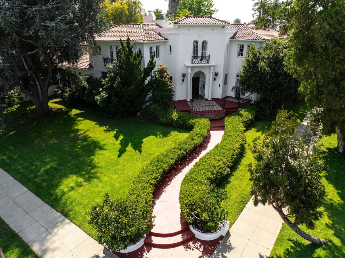 A Grand Entry Foyer with a Painted Ceiling in a Mediterranean-Style LA Home 1 1920s-Mediterranean Revival-villa-los-angeles