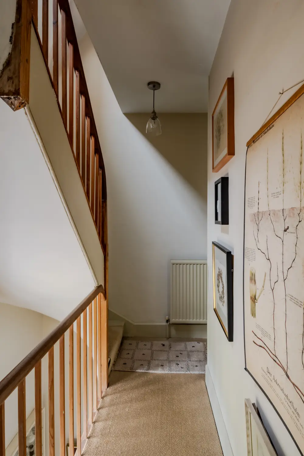 Natural Materials and Cozy Spaces in a 19th-Century Tudor-Gothic Country House 19 19th-century-english-country-house-tudor-gothic-style