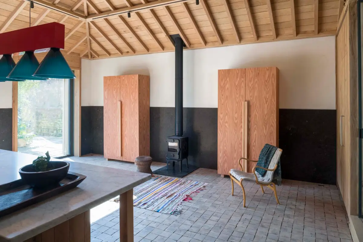 Inside Jay Osgerby’s Bespoke Barn Kitchen by Inglis Hall 8 Jay-Osgerby-Timber-Framed-Inglis-Hall-kitchen-nordroom