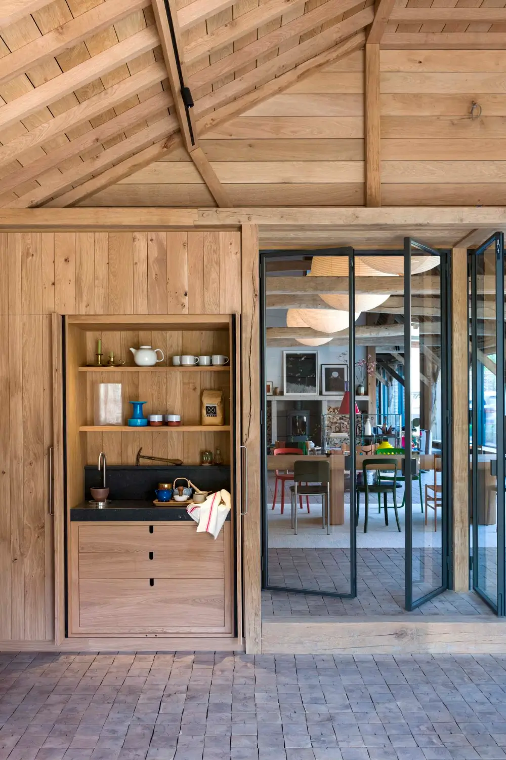 Inside Jay Osgerby’s Bespoke Barn Kitchen by Inglis Hall 18 Jay-Osgerby-Timber-Framed-Inglis-Hall-kitchen-nordroom