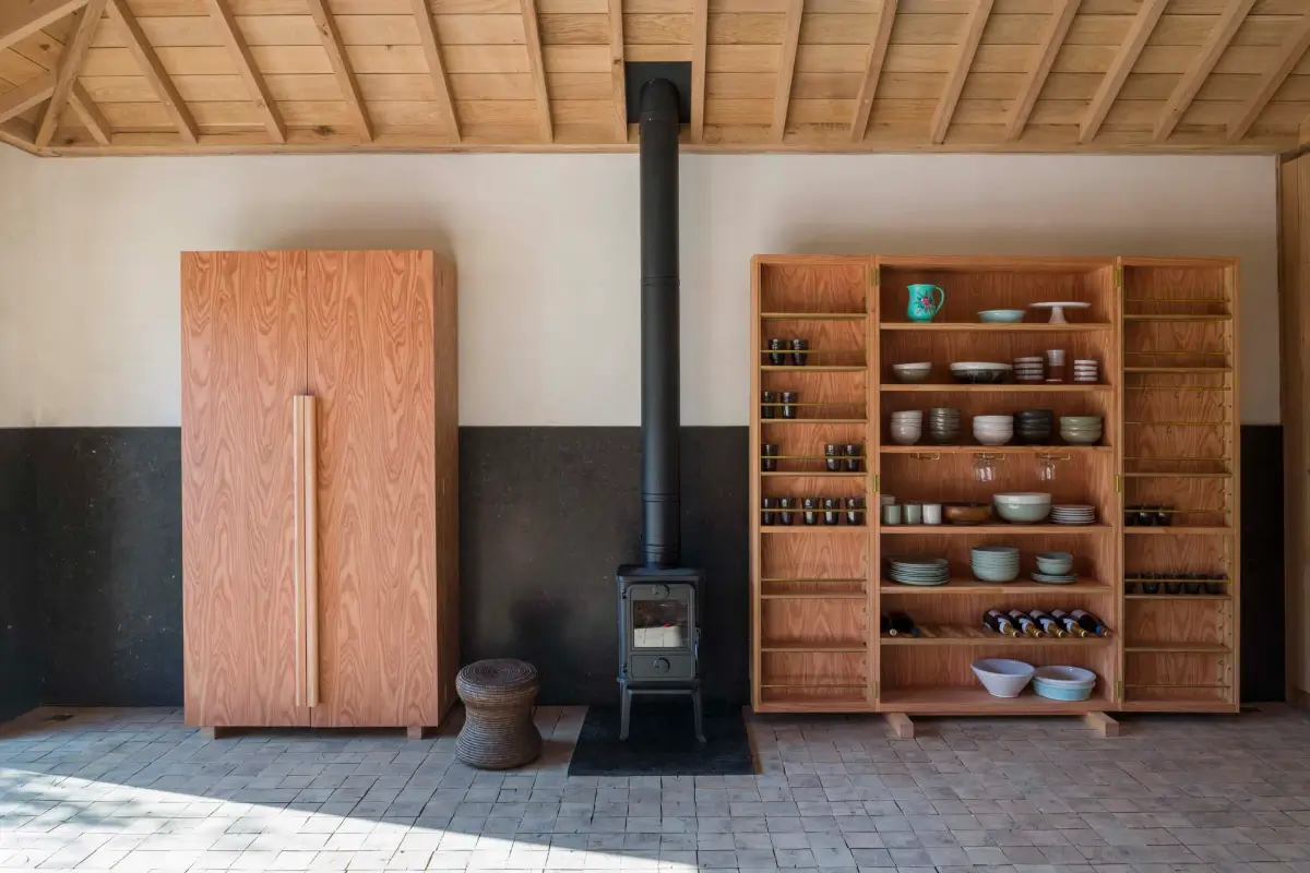 Inside Jay Osgerby’s Bespoke Barn Kitchen by Inglis Hall 15 Jay-Osgerby-Timber-Framed-Inglis-Hall-kitchen-nordroom