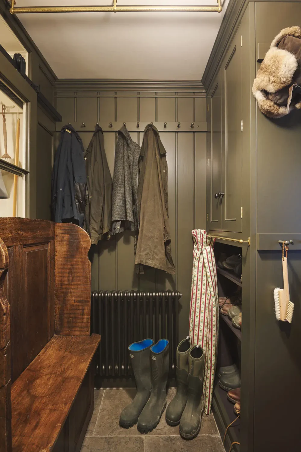deVOL Cabinetry in a Layered and Characterful Victorian Home 19 classic-english-kitchen-devol-nordroom