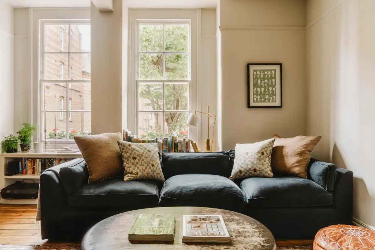 A Serene Two-Bedroom Victorian Apartment Overlooking Arnold Circus 1 calm-color-palette-two-bedroom-victorian-apartment-london