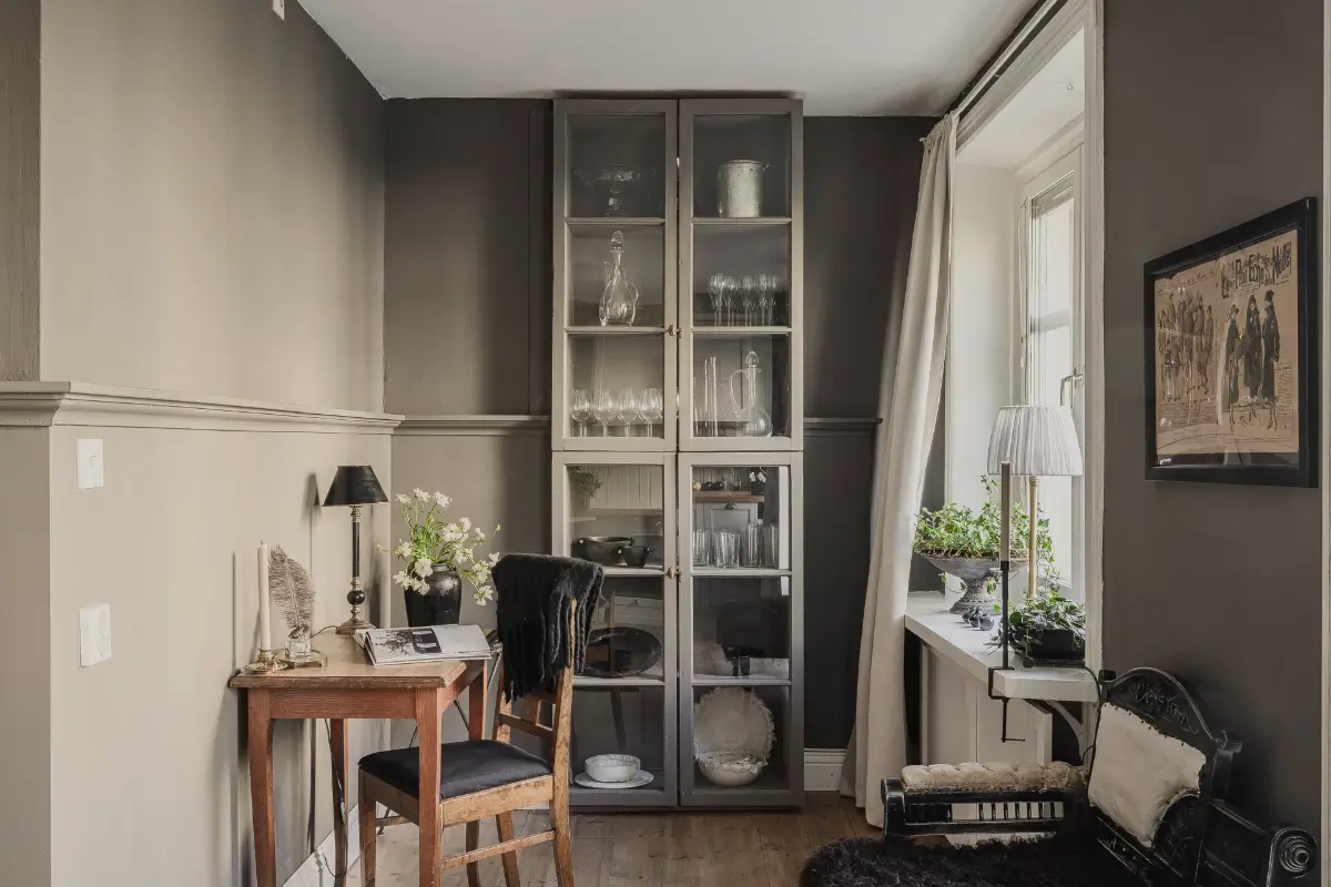 A Serene Palette and a Glass Framed Wall in a Swedish Apartment 11 charming-light-filled-ground-floor-apartment-sweden-nordroom