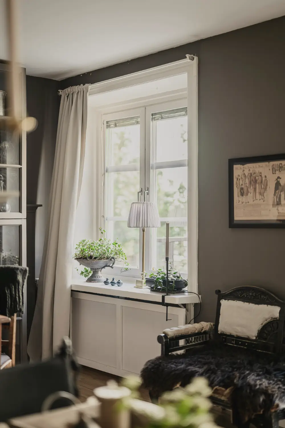A Serene Palette and a Glass Framed Wall in a Swedish Apartment 10 charming-light-filled-ground-floor-apartment-sweden-nordroom