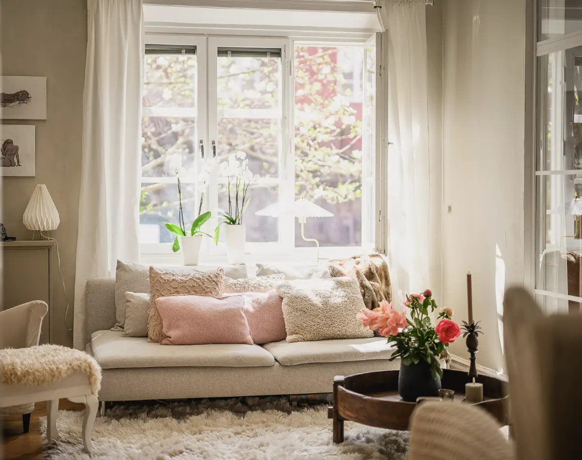 A Serene Palette and a Glass Framed Wall in a Swedish Apartment 16 charming-light-filled-ground-floor-apartment-sweden-nordroom
