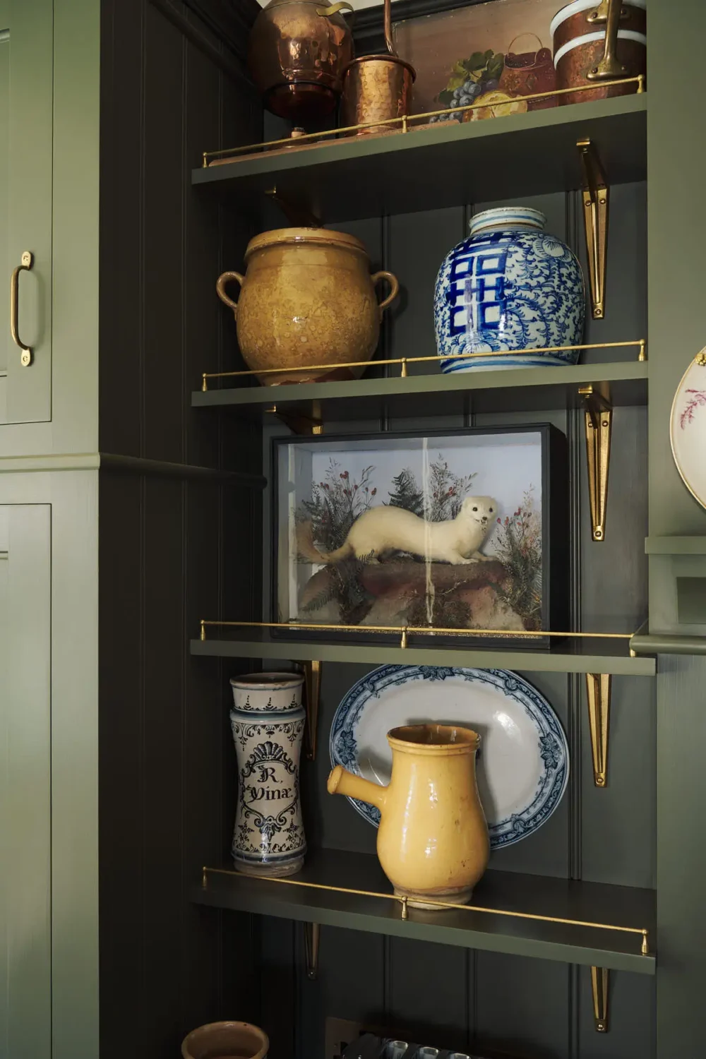 deVOL Cabinetry in a Layered and Characterful Victorian Home 8 classic-english-kitchen-devol-nordroom