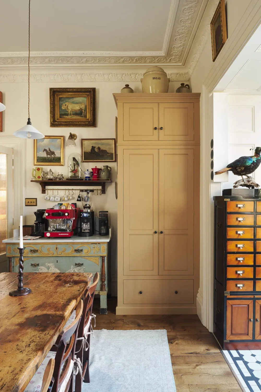 deVOL Cabinetry in a Layered and Characterful Victorian Home 14 classic-english-kitchen-devol-nordroom